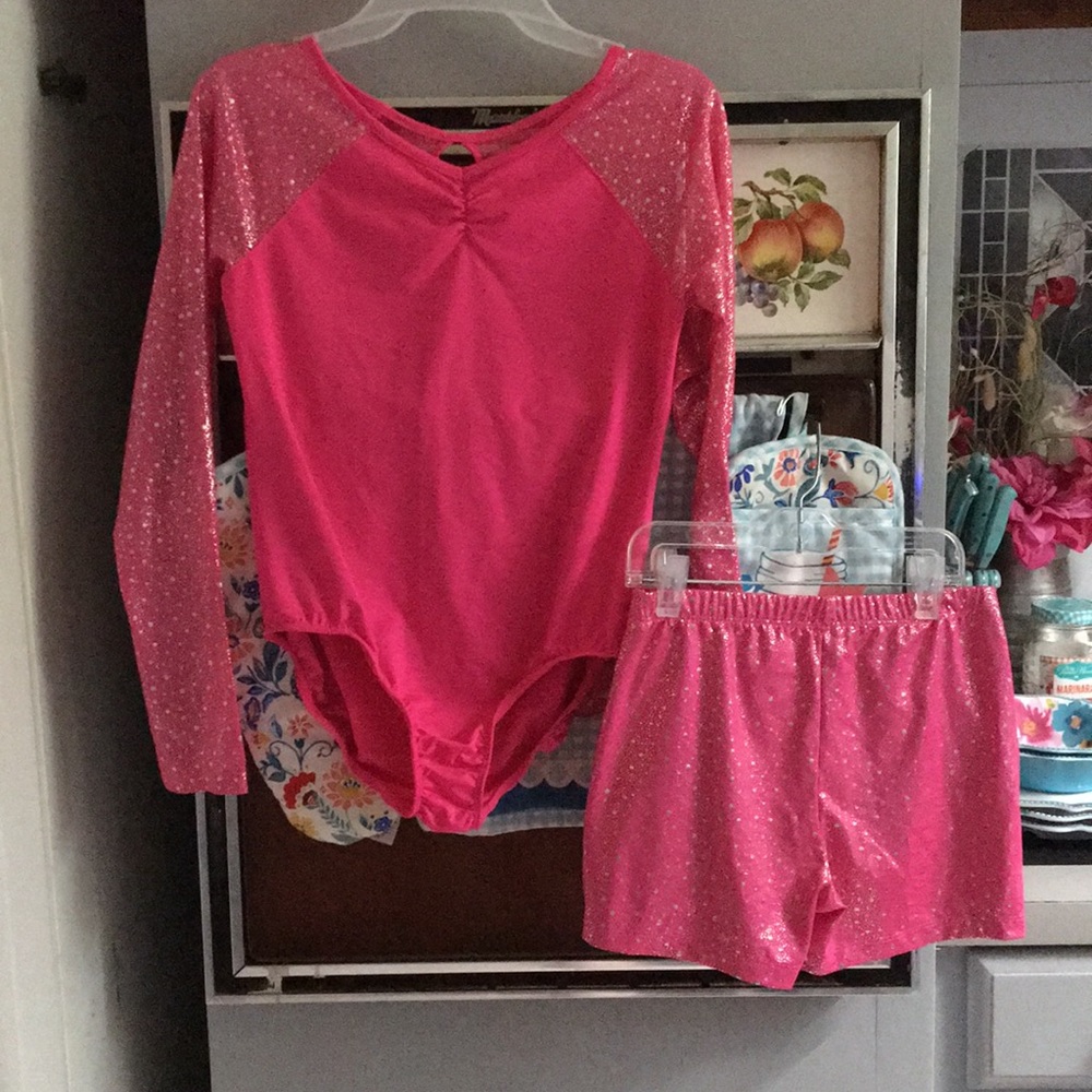 Girls xl 14/16 bodysuit/shorts